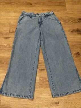 KUT from the Kloth Wide Leg Jeans Size 2 Light Wash Denim